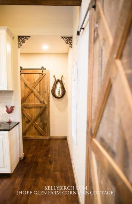 Corn Crib Cottage Barn And Villa At Hope Glen Farm Cottage Grove Extérieur photo